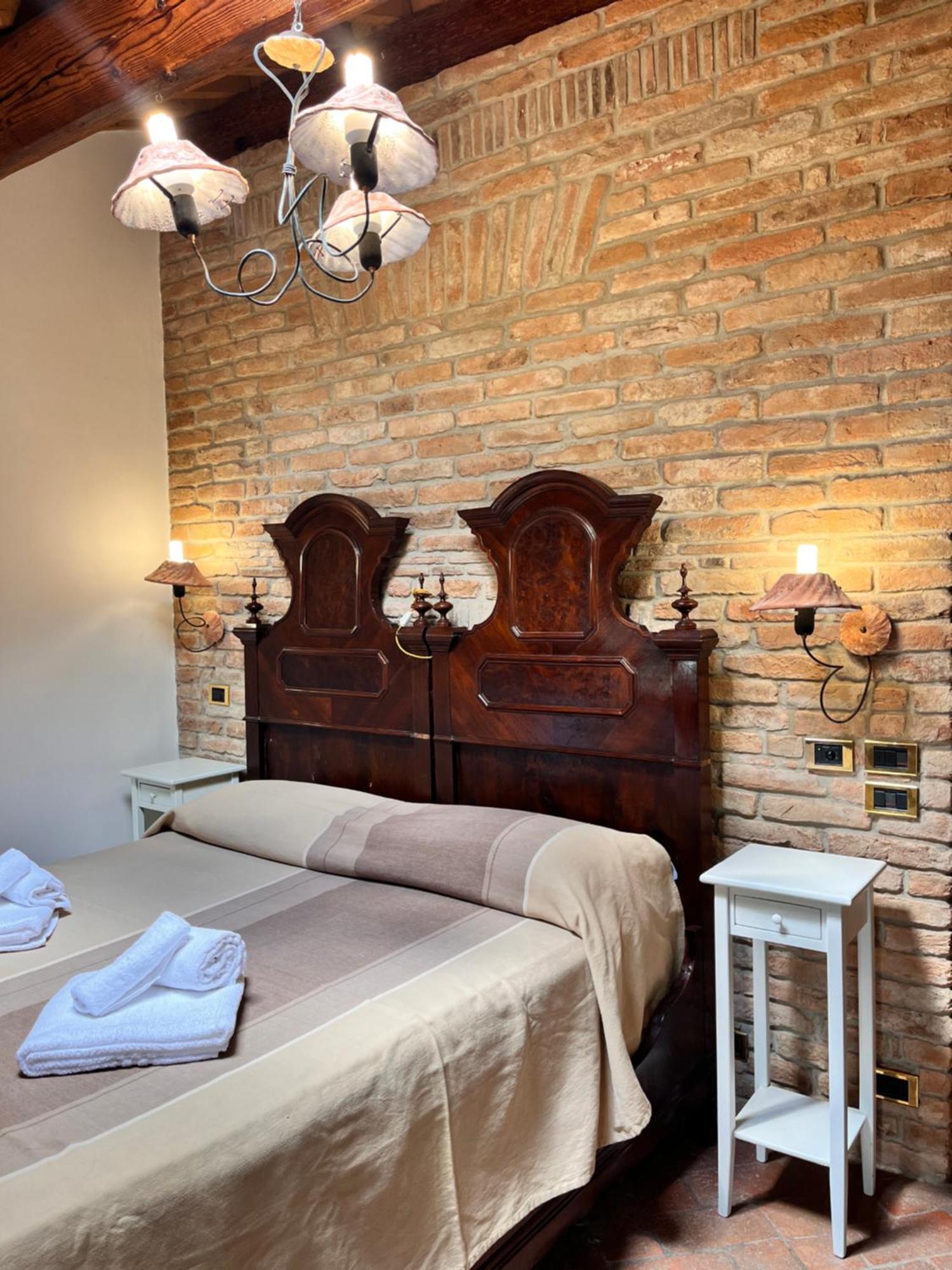 Locanda Corte Arcangeli フェラーラ エクステリア 写真