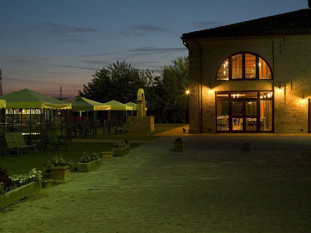 Locanda Corte Arcangeli フェラーラ エクステリア 写真